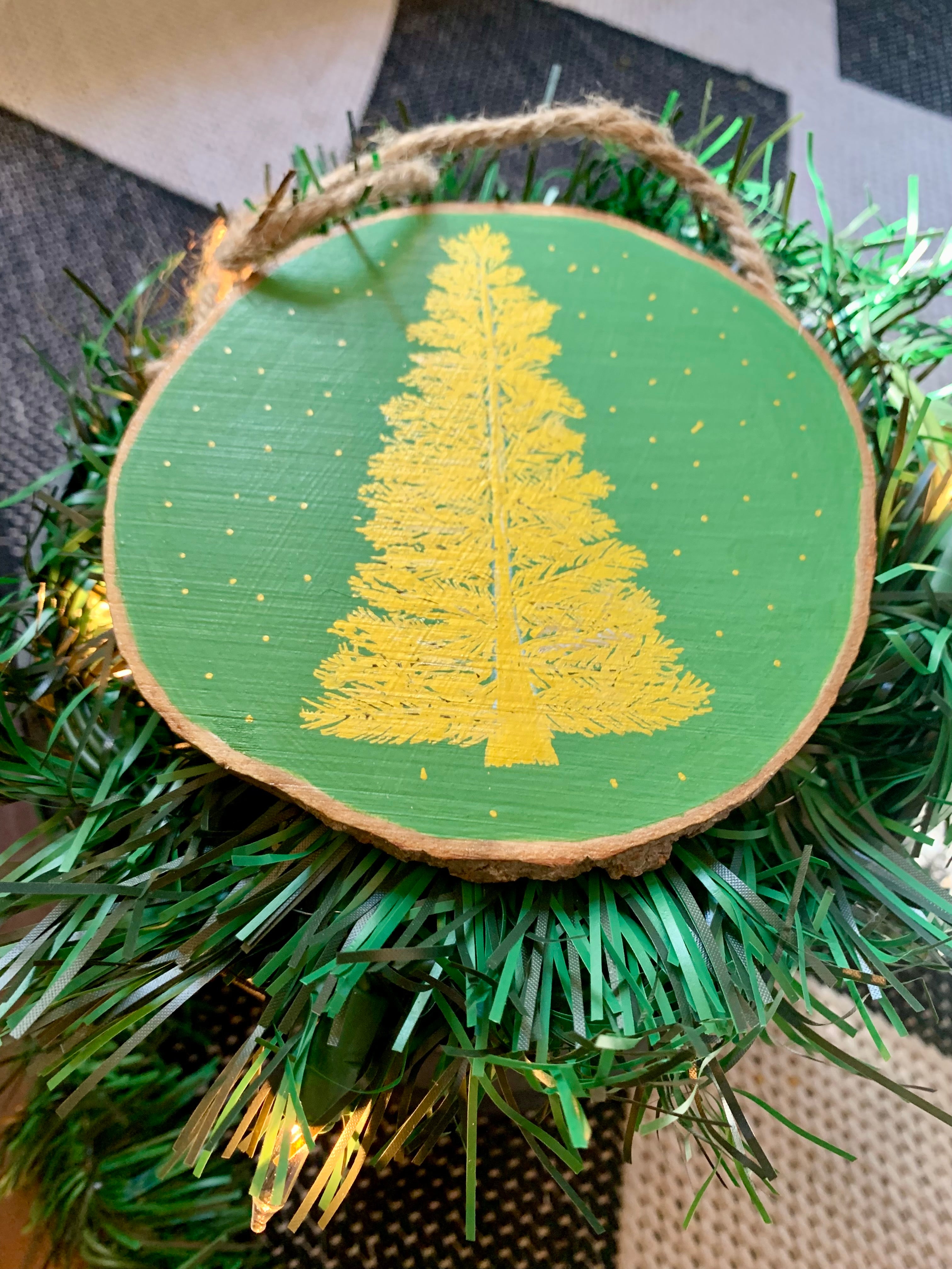 Gold Hand-painted Christmas tree on Wood Round