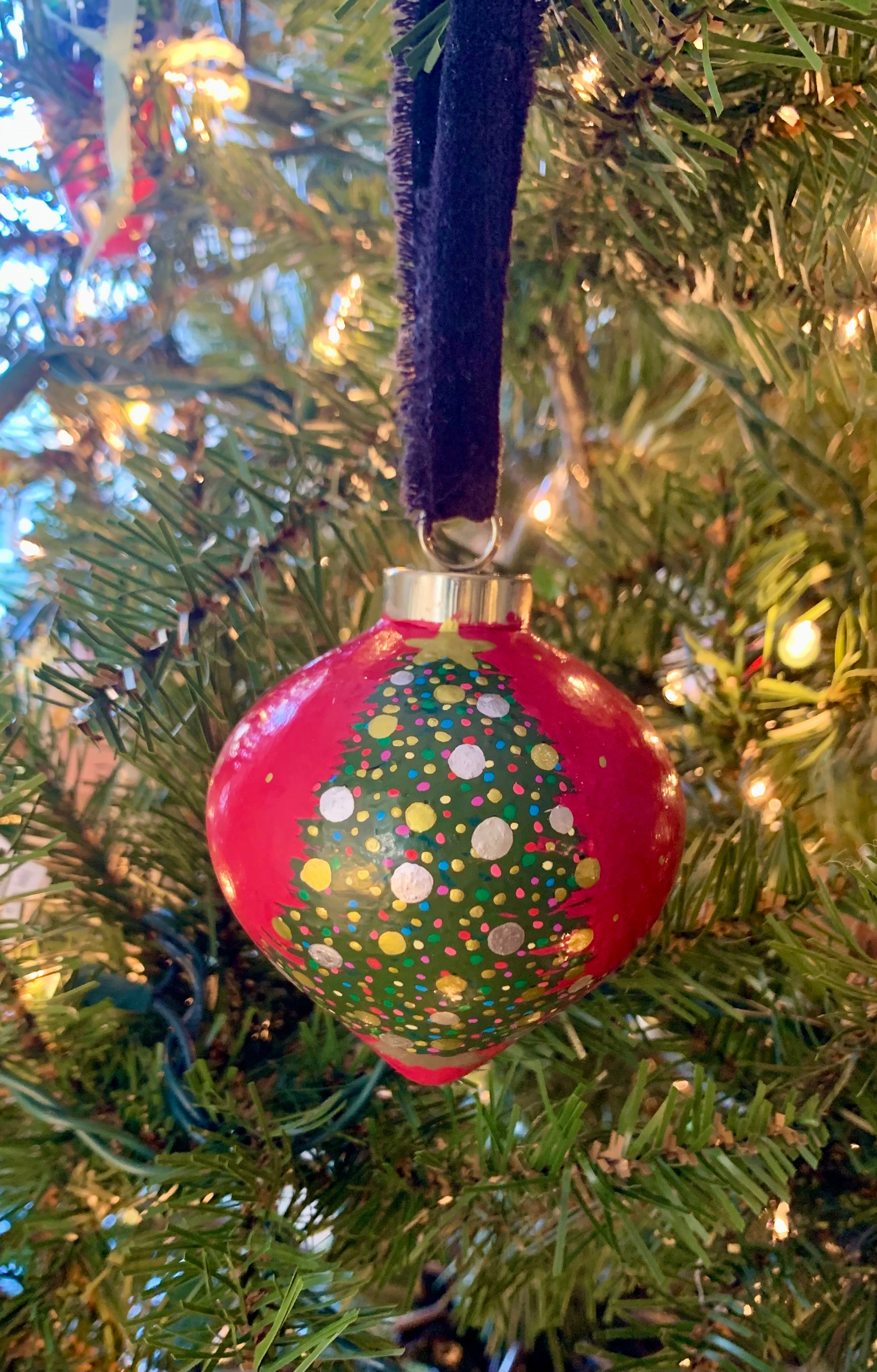 Hand-painted 2025 Classic Christmas Tree Ornament