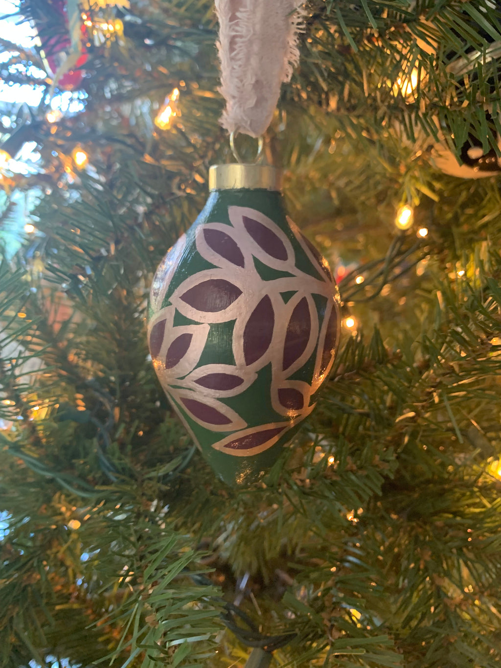 Hand-painted Leaf Ceramic Teardrop Bauble in Burgundy and Rose Gold